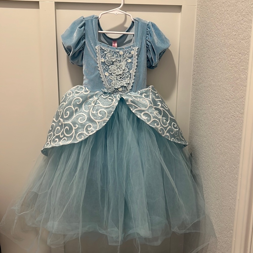 Cinderella dress costume size 3/4